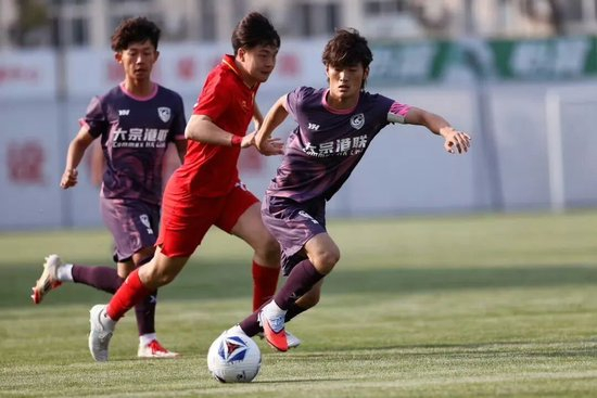控球67%射门14次仍输球 广州蒲公英中乙首秀遭绝杀 控球67%射门14次仍输球 广州蒲公英中乙首秀遭绝杀