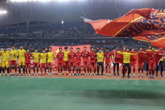 U16四国赛夺冠:09国少5-2逆转澳大利亚,替补双星79分钟后锁定胜局 U16四国赛夺冠:09国少5-2逆转澳大利亚,替补双星79分钟后锁定胜局
